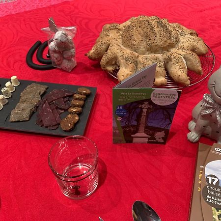 Valsonne Domaine De La Rue De La Tour Bed & Breakfast エクステリア 写真