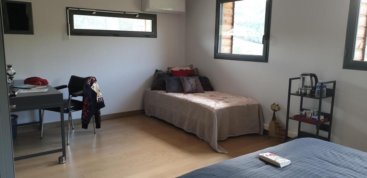 Valsonne Domaine De La Rue De La Tour Bed & Breakfast エクステリア 写真