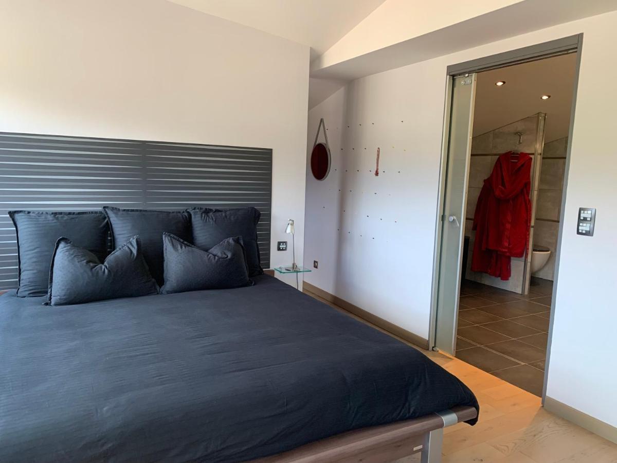 Valsonne Domaine De La Rue De La Tour Bed & Breakfast エクステリア 写真